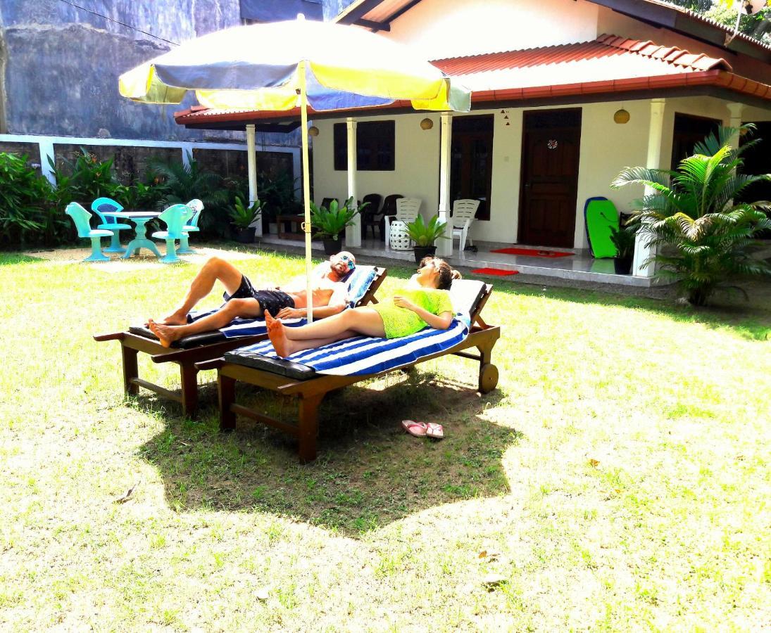 Mango Villa Hikkaduwa Esterno foto