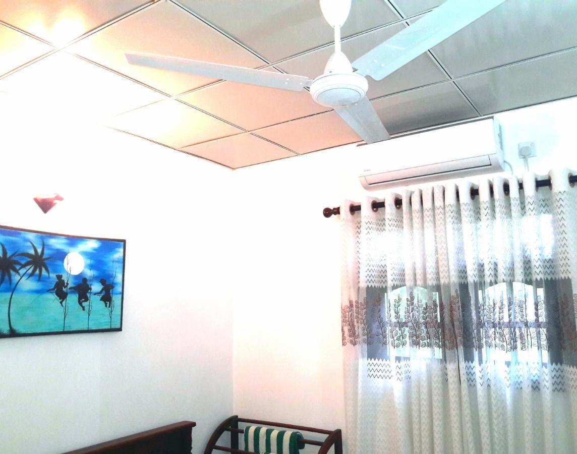 Mango Villa Hikkaduwa Esterno foto