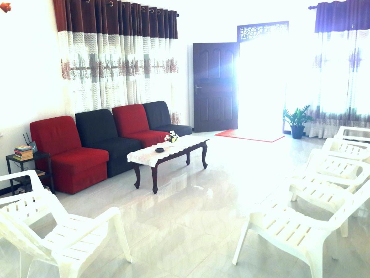 Mango Villa Hikkaduwa Esterno foto