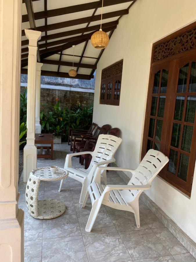 Mango Villa Hikkaduwa Esterno foto